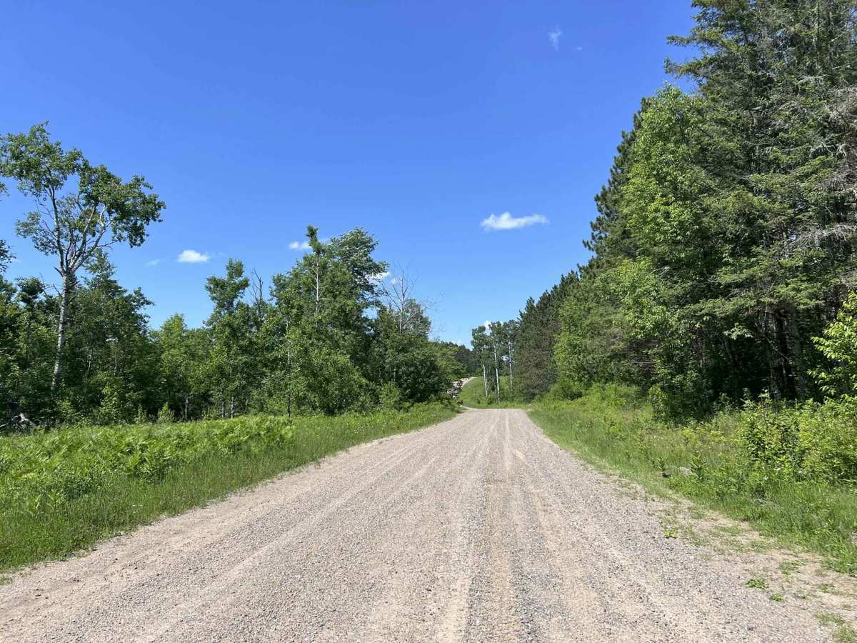 County Road O trail photo
