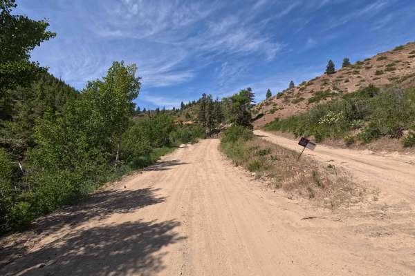 Oklahoma Gulch Road