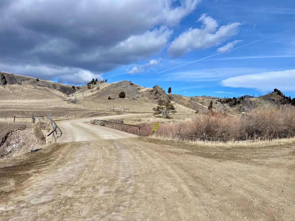 Sixteen Mile Creek Road trail photo