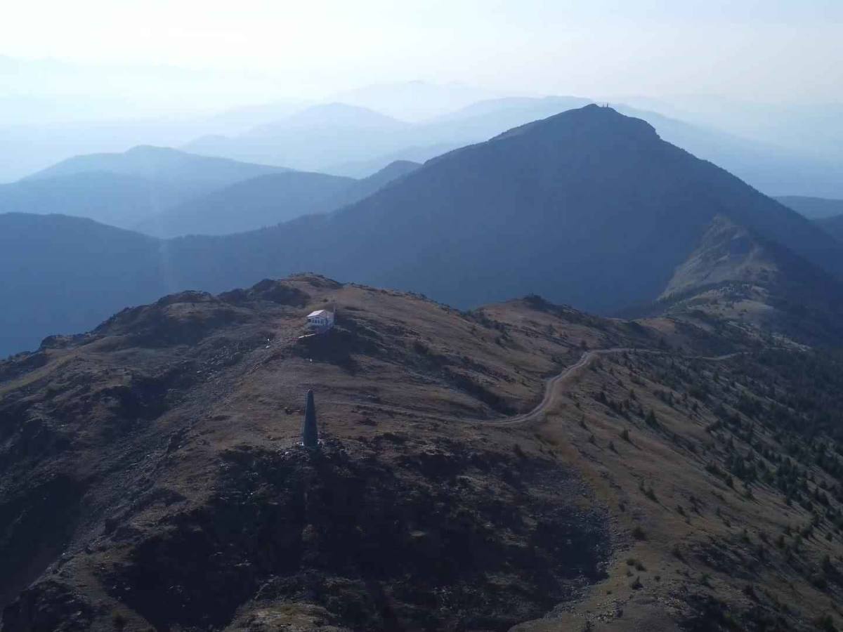 Two Sisters Fire Lookout  photo 2