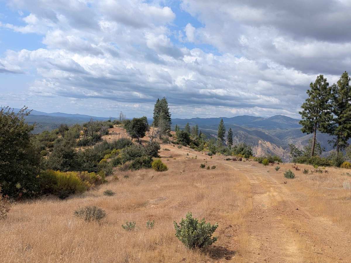 Sweetwater Ridge - FS 3S012 trail photo