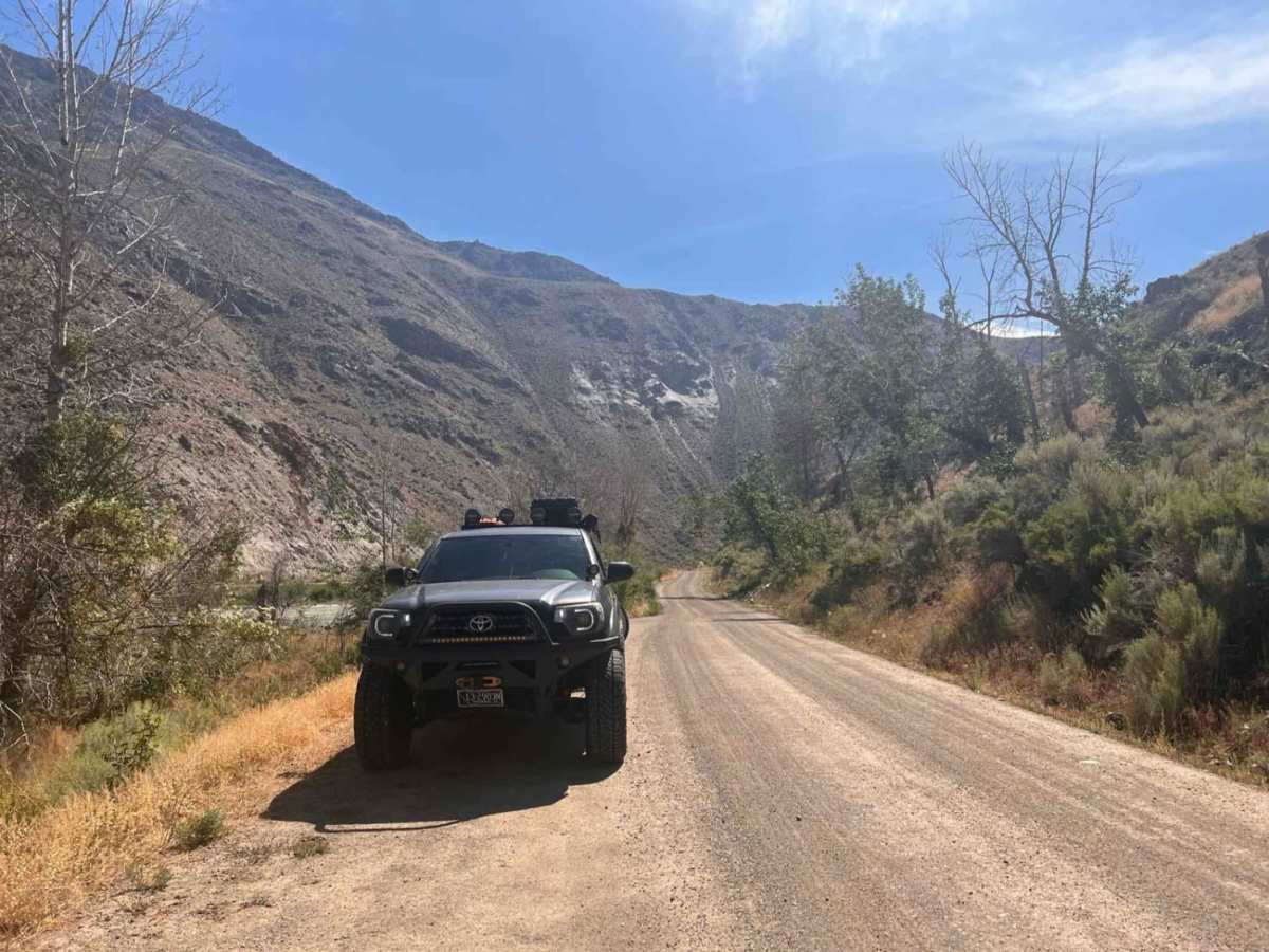 Dugway Trail photo 6