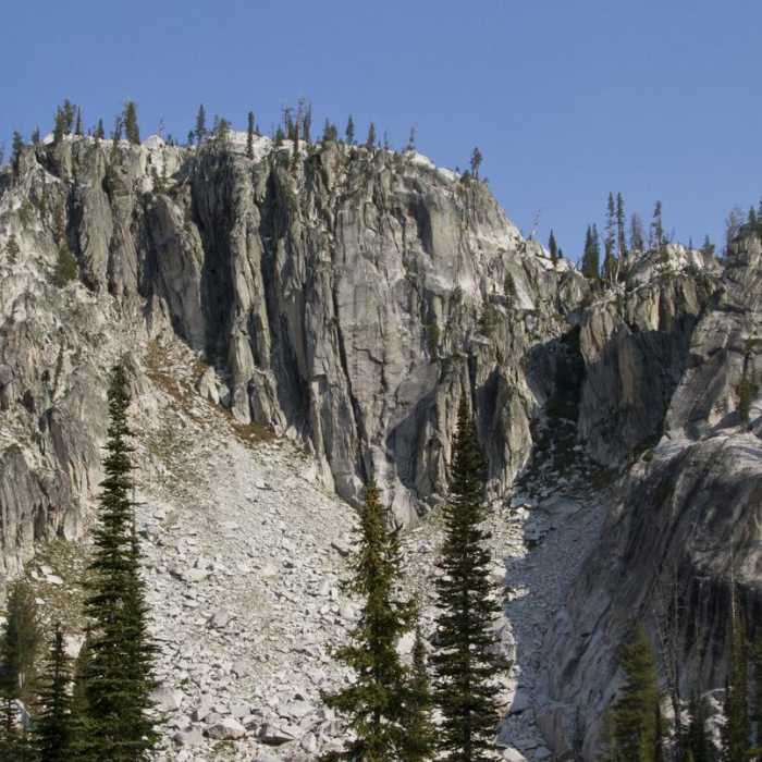 Near Queens River, Lake 8,696 + Queens River Divide