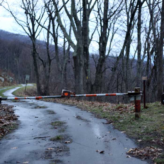 Near Rose River Loop