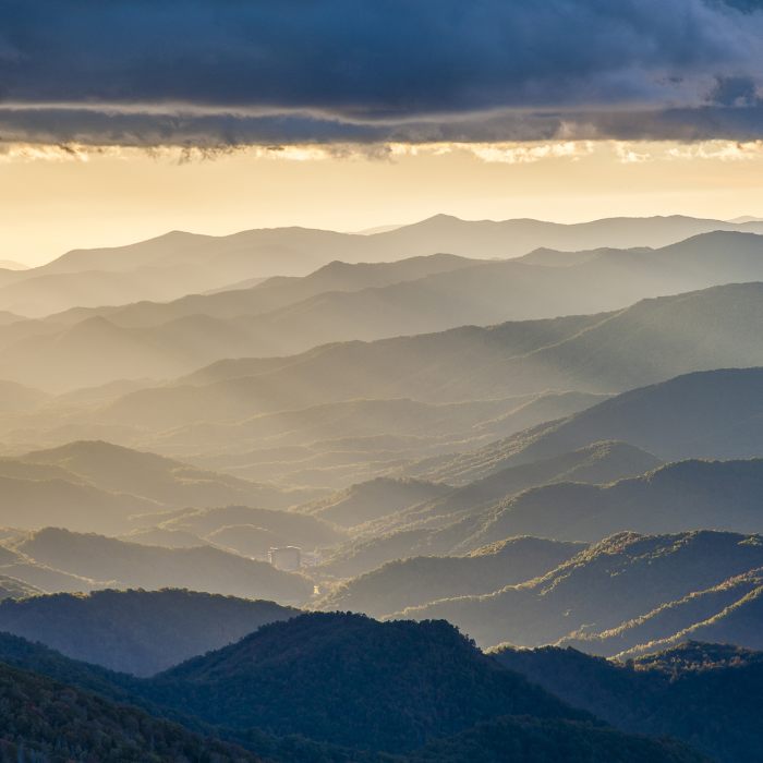 Rays and ridges from Waterrock Knob. Photo by Robert Stephens. Near Waterrock Knob