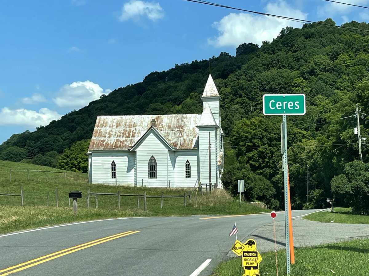 State Route 625 trail photo