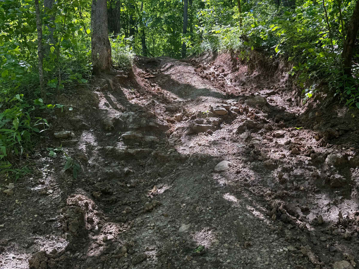 Hill Climb Love Seat photo 2