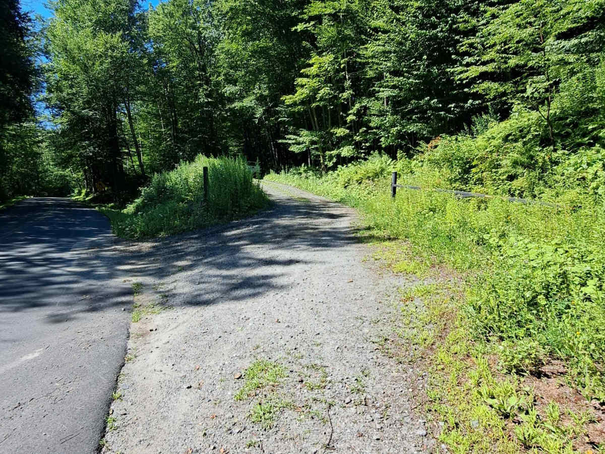 Copperas Road trail photo