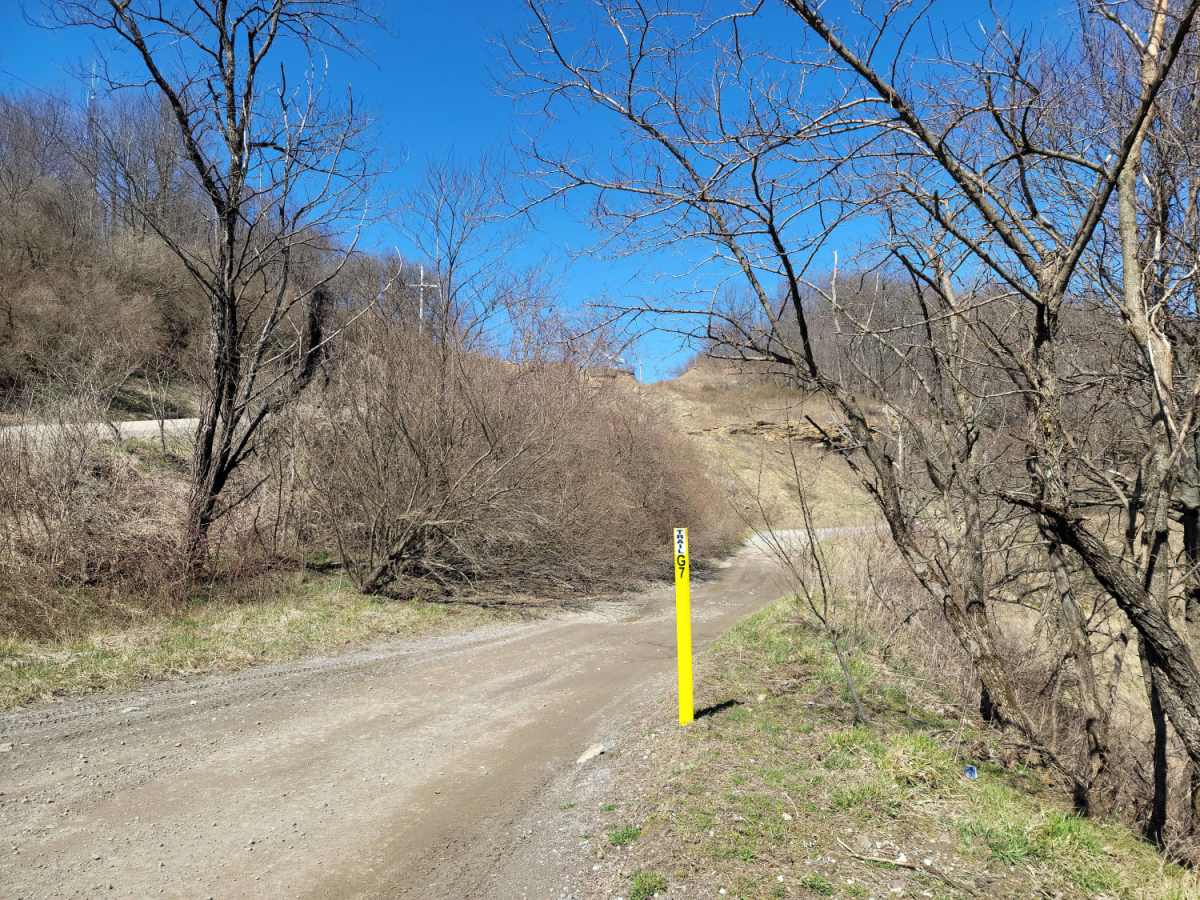 G7 - New River trail photo