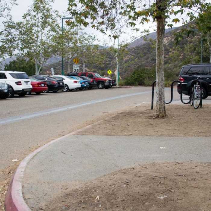 Near Cowles Mountain, Golfcrest Drive Trailhead