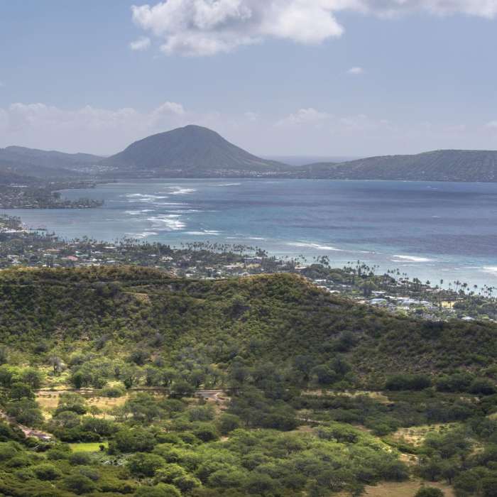 Near Diamond Head Crater Hike
