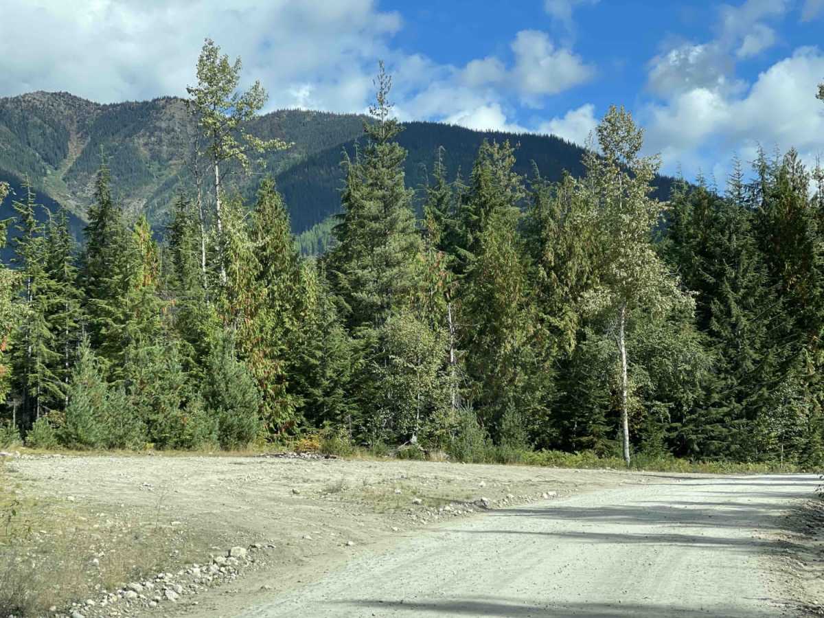 Halfway Hot Springs Road photo 5