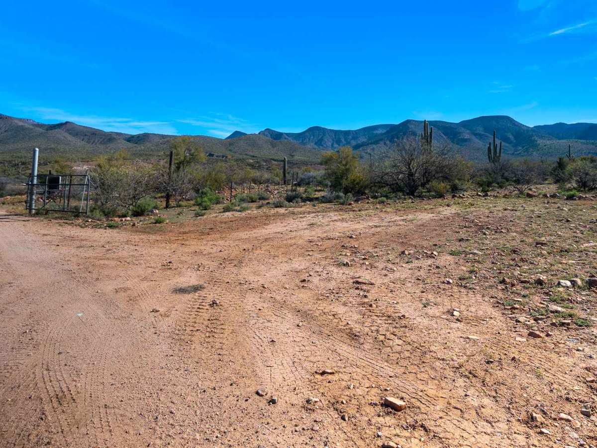  Gratham Ranch Road photo 2