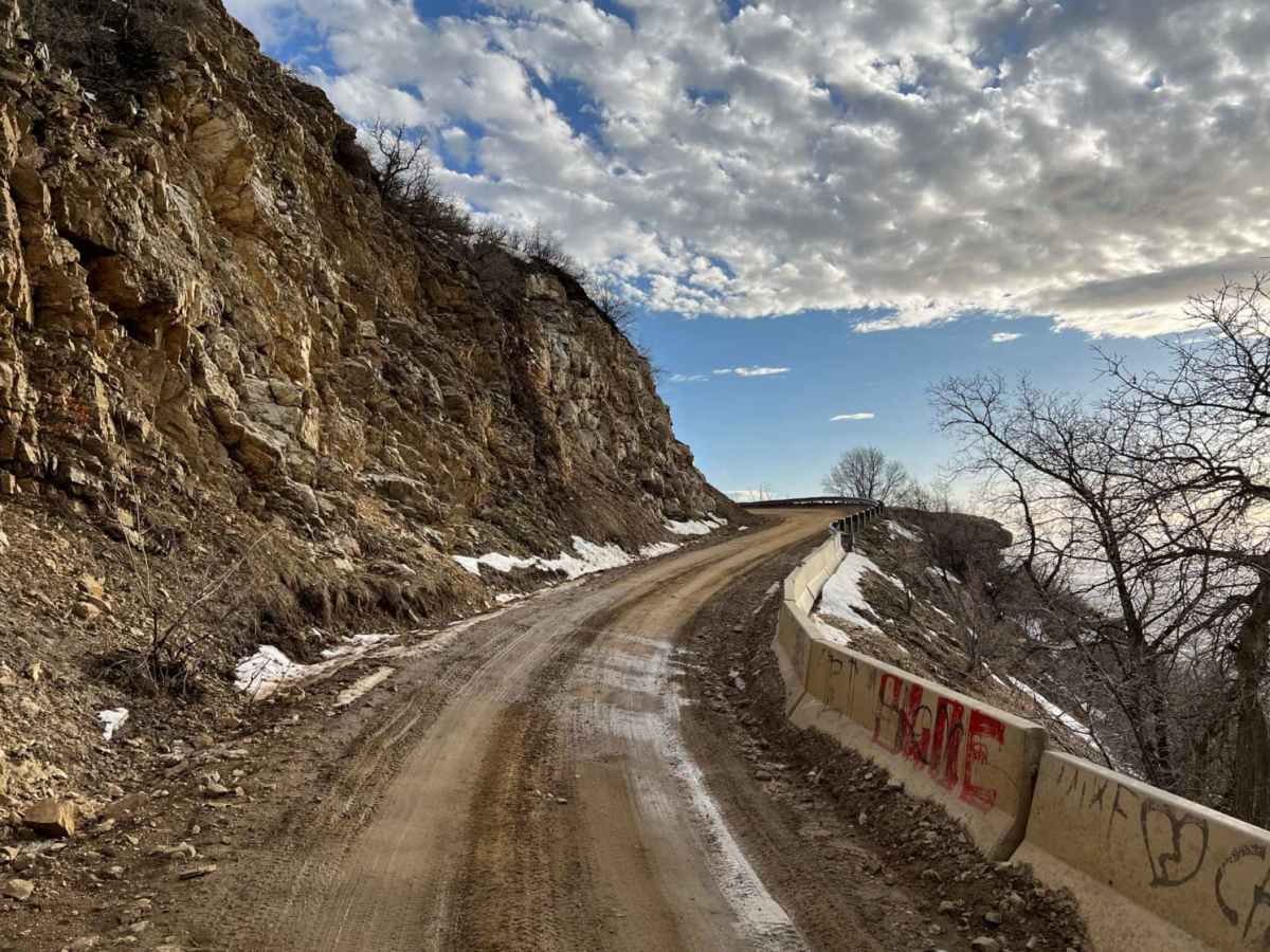 Ward Canyon Road photo 5