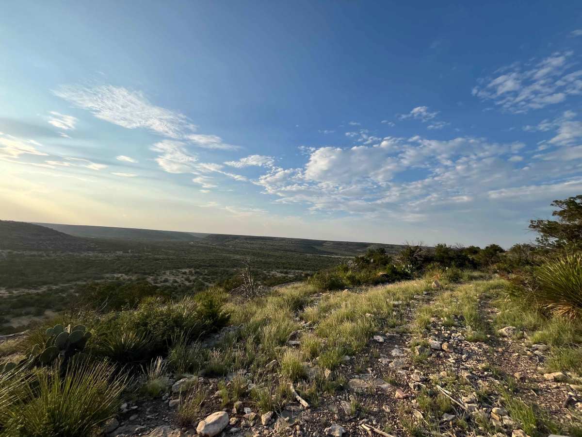Southeast Rim Trail - V20 photo 3