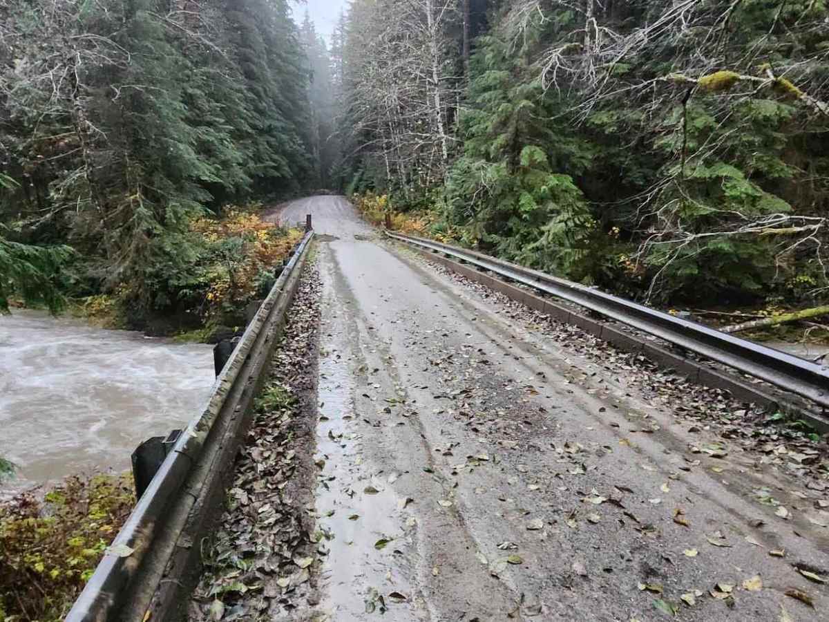 North Fork Stilly Road photo 2