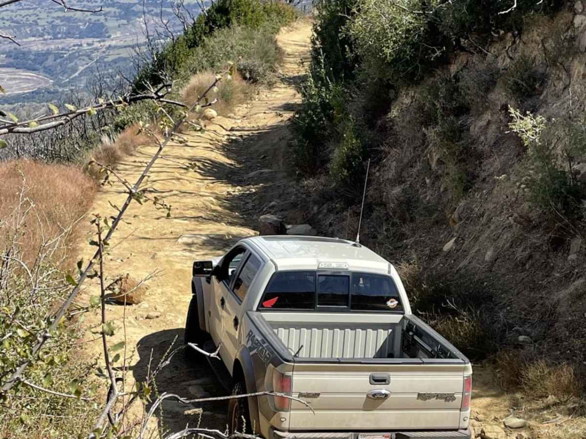 West Camino Cielo trail photo