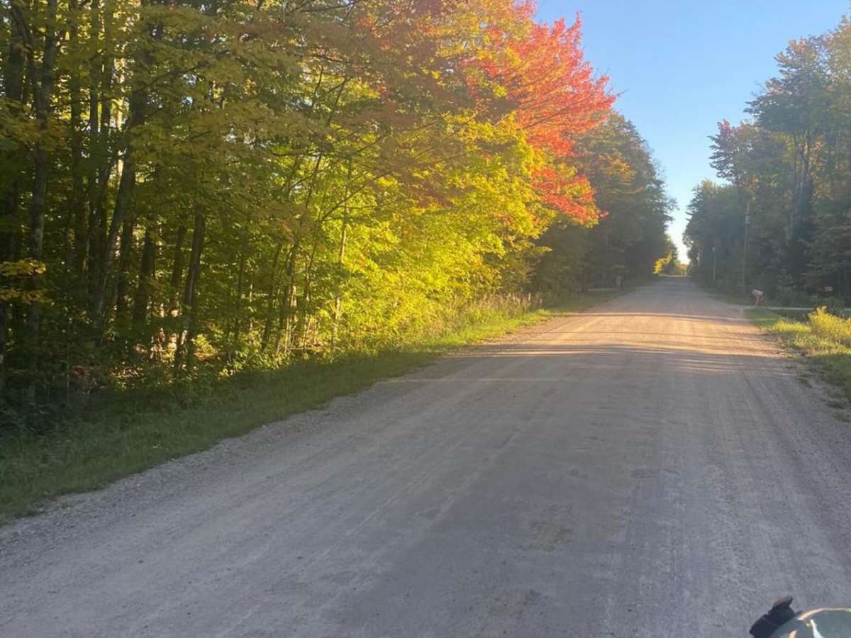 Ridge Road Loop photo 4