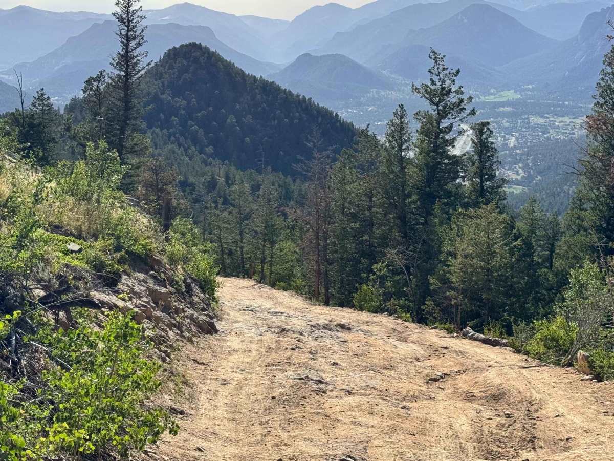 Pole Hill Road trail photo