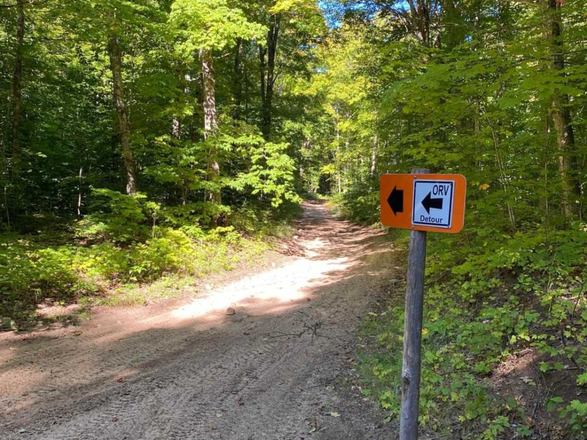 Munising Loop trail photo