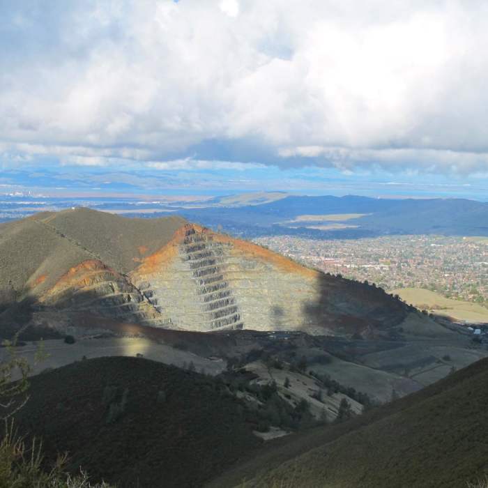 Near Mount Diablo Hike via Mitchell Canyon Visitor Center Near Mount Diablo Hike via Mitchell Canyon Visitor Center