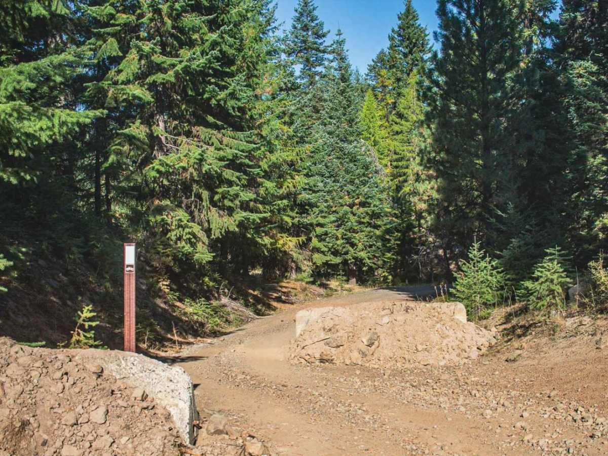 Fish Creek trail photo