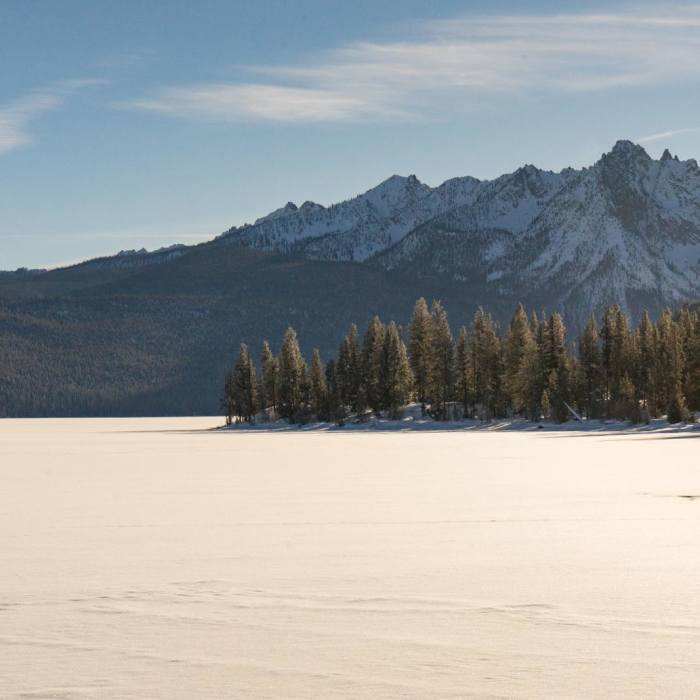 Near Redfish Lake Winter Hike