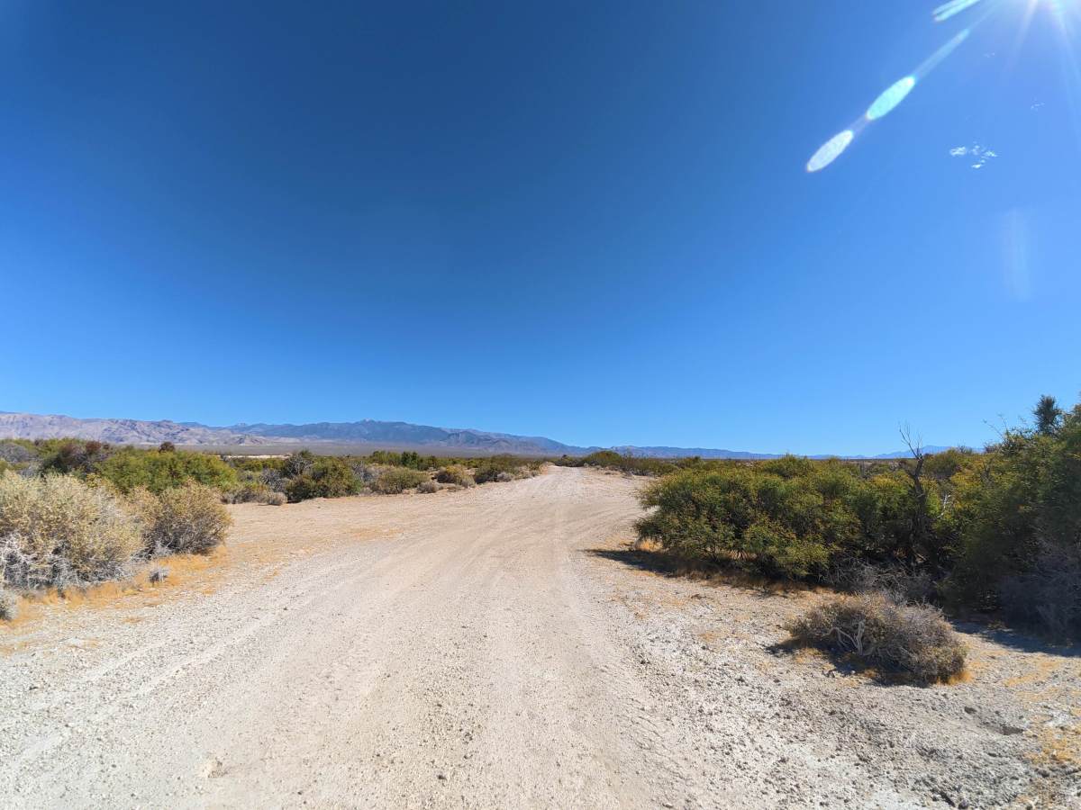 Cut-Through Road photo 3
