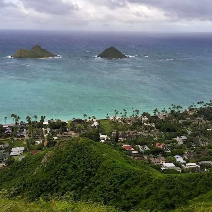 Near Lanikai Pill Box Trail (Ka'iwa Ridge Trail)