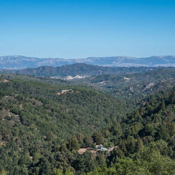 Near Alec Canyon + Triple Falls Trail Near Alec Canyon + Triple Falls Trail