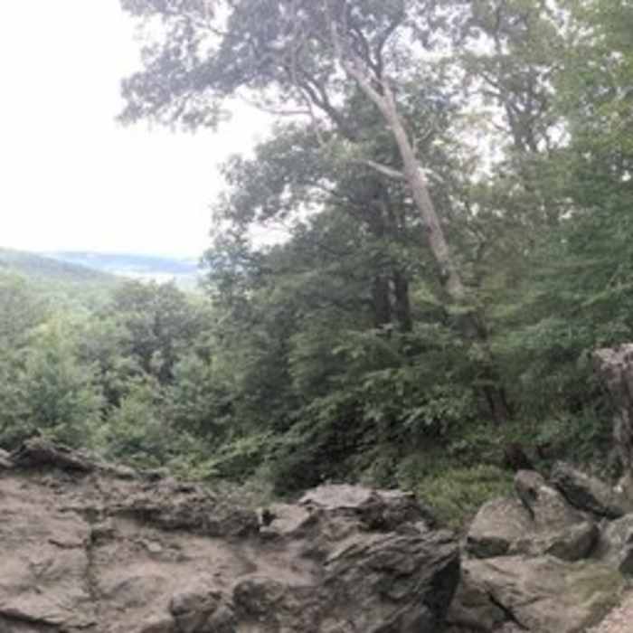 Near Blue Ridge Summit - Thurmont - Wolf Rock
