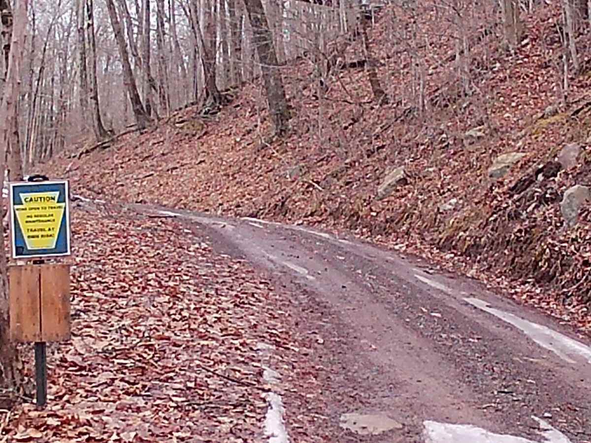 Camp Hill Road trail photo