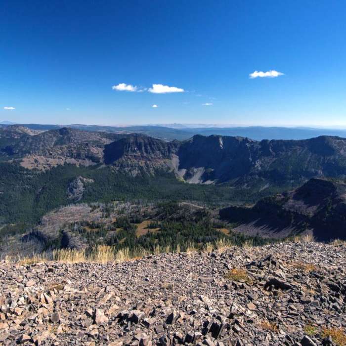 Near Strawberry Mountain via Roads End Trail