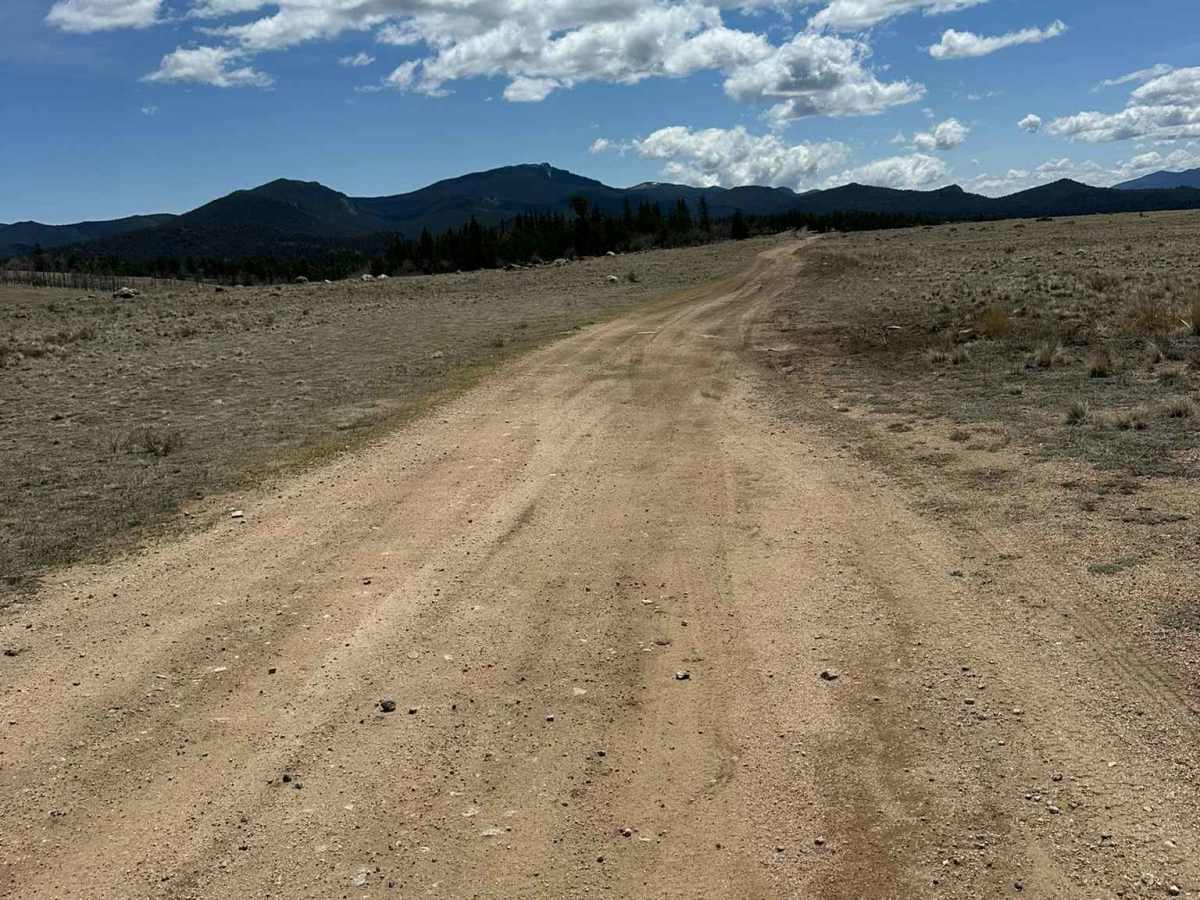 Airport Road trail photo