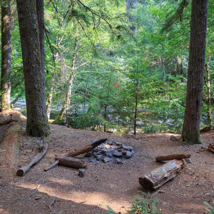 Near Elk Lake Creek: North Trailhead to Battle Creek