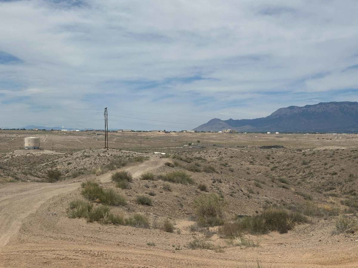 Through Mars photo 4