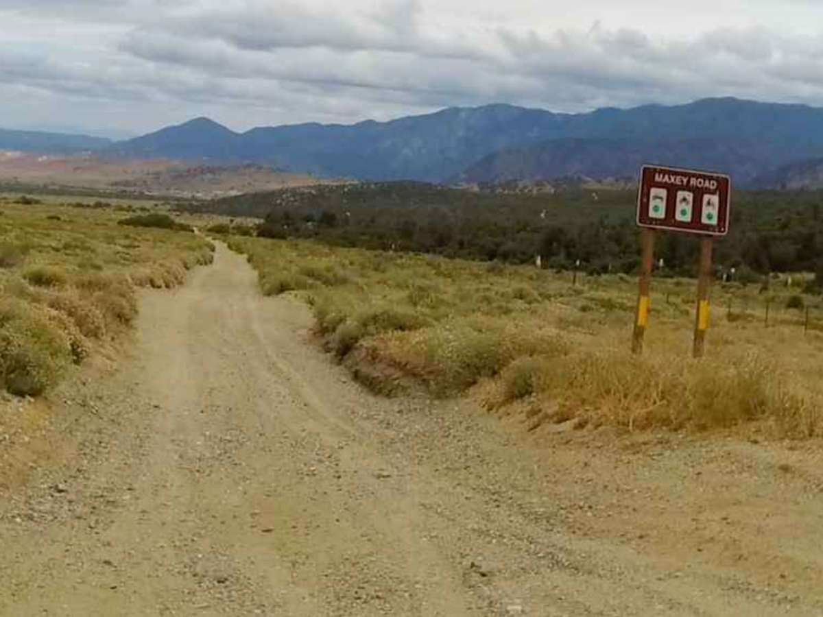 Maxey Ranch Road trail photo
