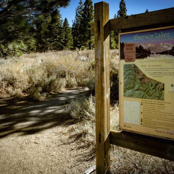 Near Sherwin and Valentine Lakes Loop
