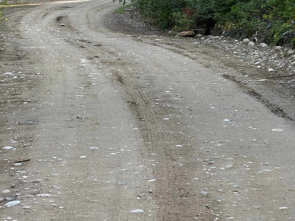 Crystal Lake Trail photo 4