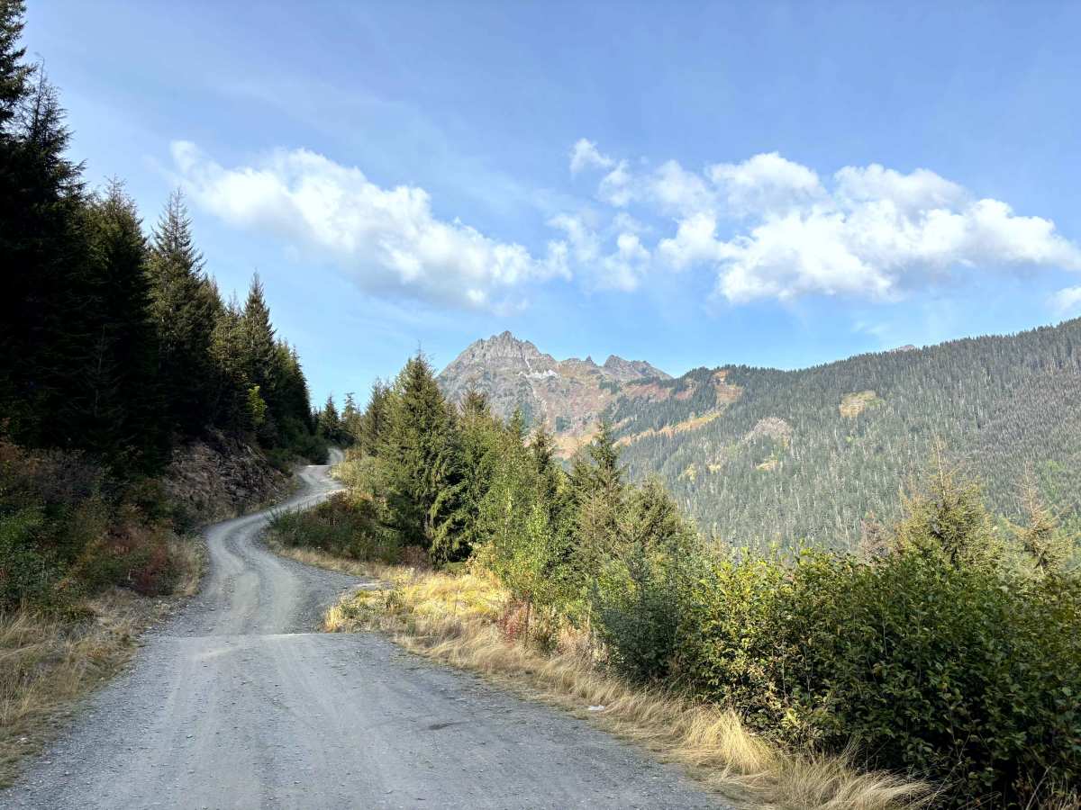 Mount Cheam Trailhead photo 4