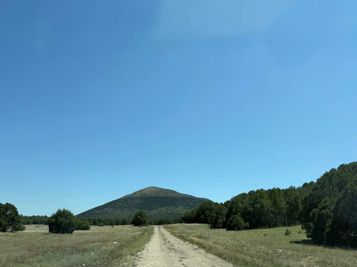 Capulin Circumnavigation trail photo
