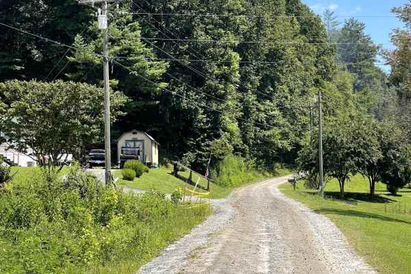 Globe Mountain Road