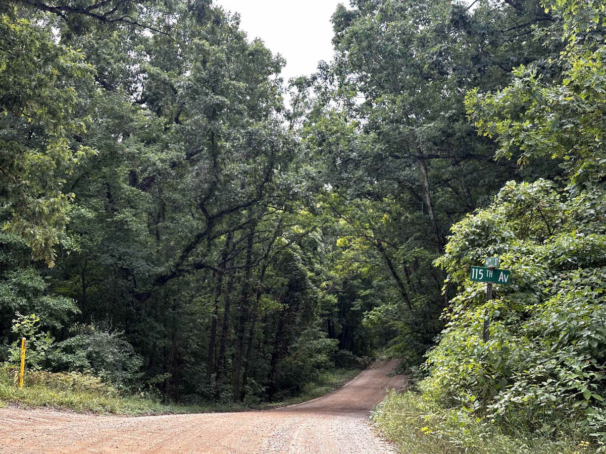 115th Avenue trail photo