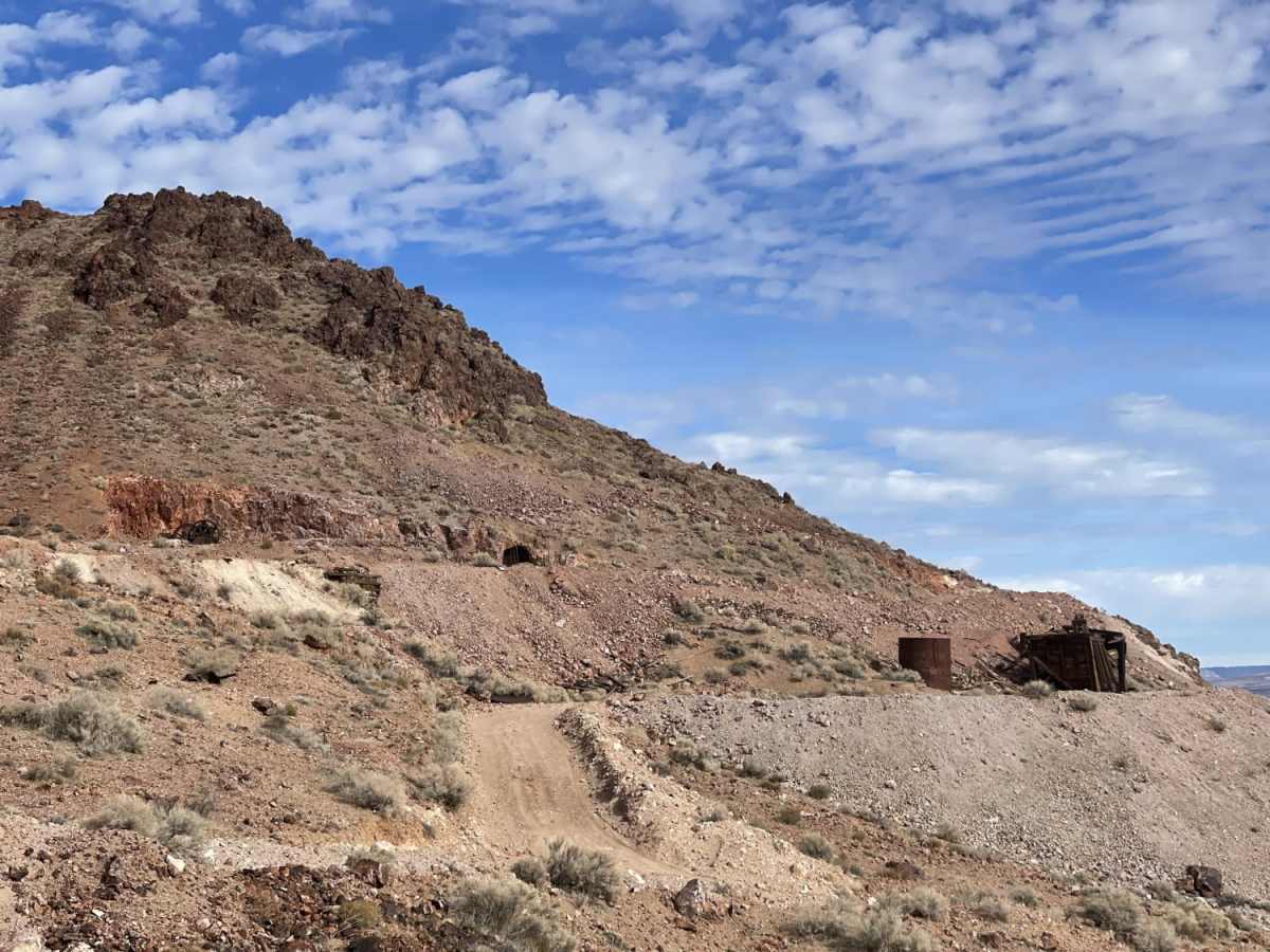 Old Stagecoach Road photo 4