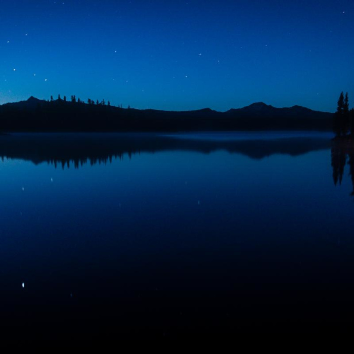Near Diamond Peak, Marie + Rockpile Lakes