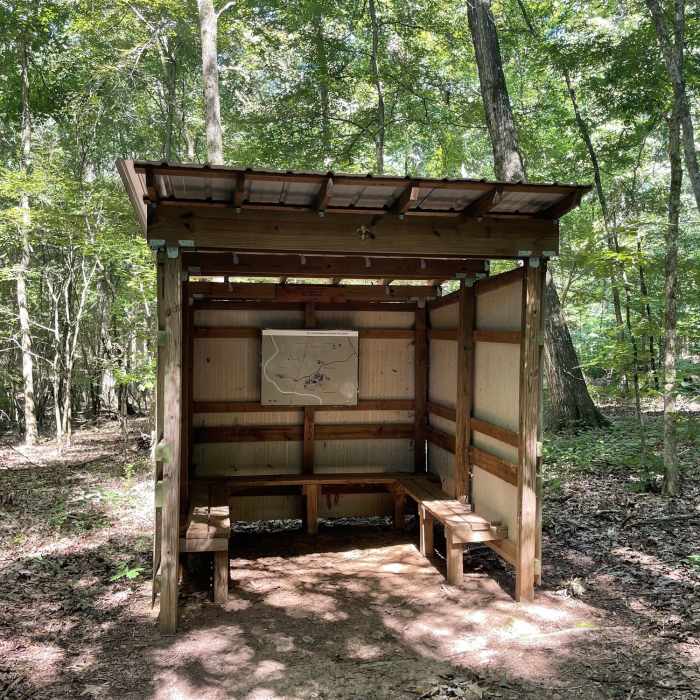 Shelter. Near White Trail