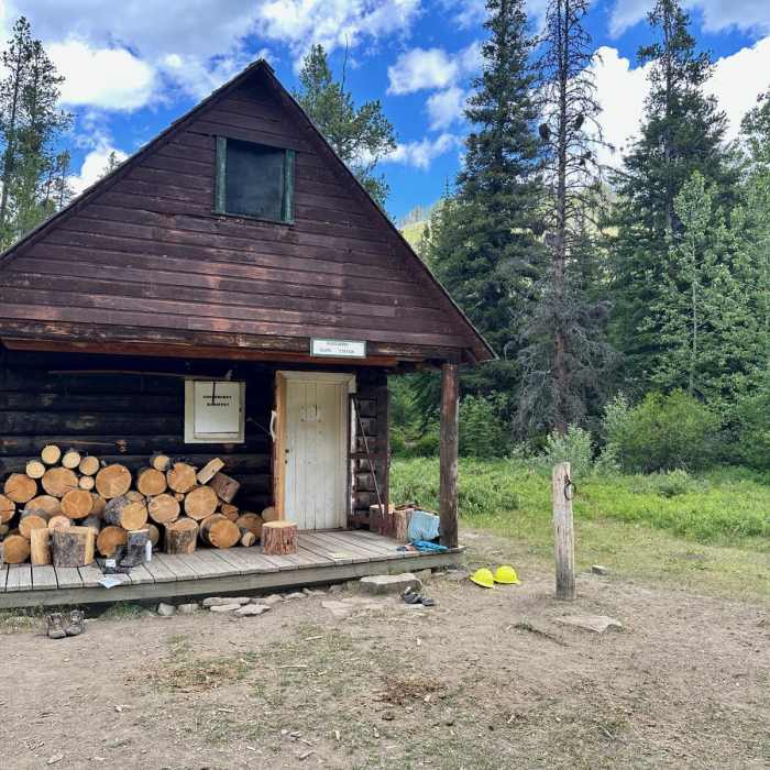 Near Continental Divide Trail: Spotted Bear Pass Alternate