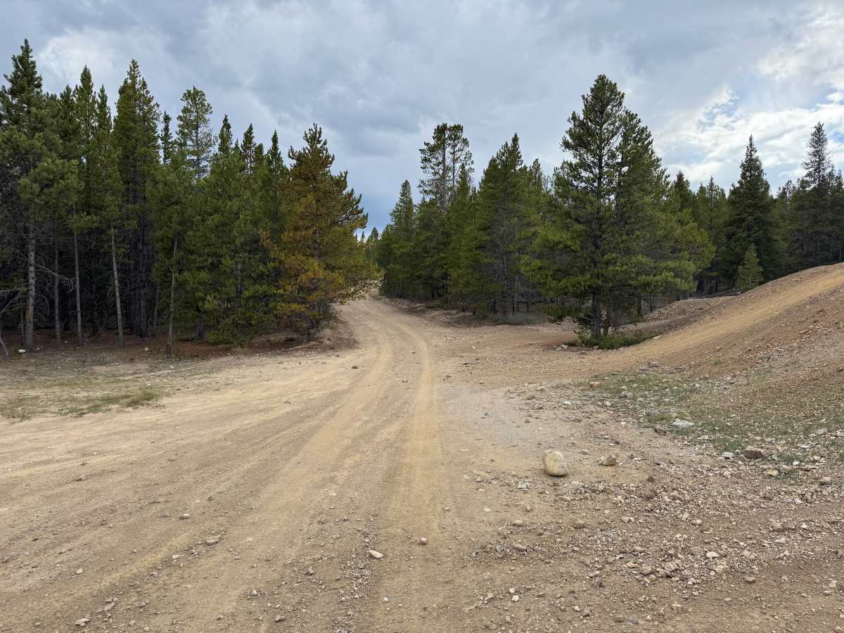 Mineral Belt Road photo 6