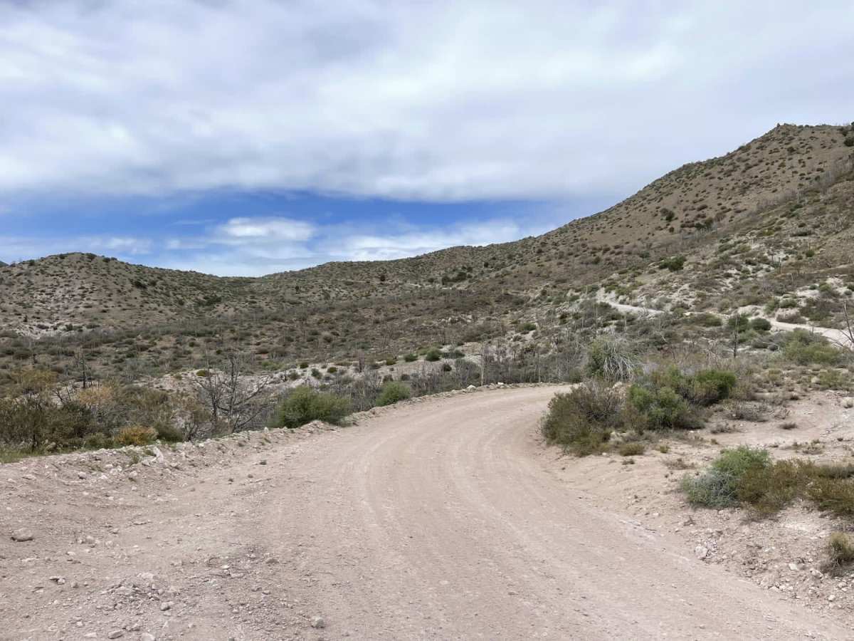 Lower Enterprise Lakes / Veyo Road photo 5