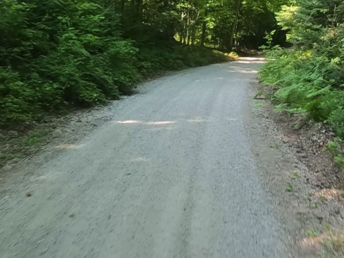 Sporley Lake Road photo 2
